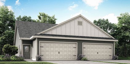 39809 Fallbrook Avenue, North Branch