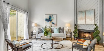 1044 Royal Oaks Drive Unit C, Monrovia