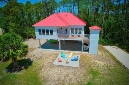 889 W Pine Ave, St. George Island