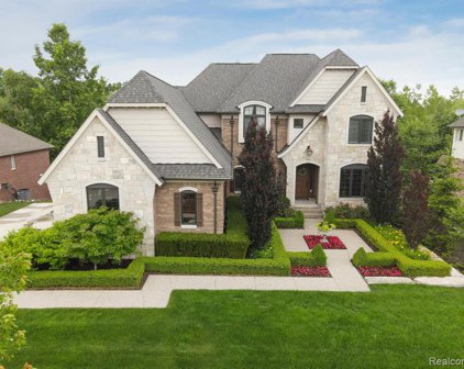 6373 SHADYDALE, Shelby Twp
