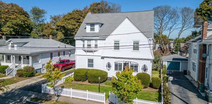 80 Henry St, Quincy