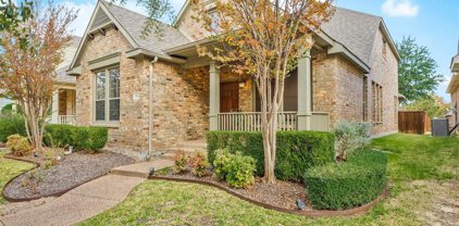 5912 Dripping Springs  Court, North Richland Hills