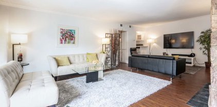 1242 S Barrington Ave Unit 209, Los Angeles