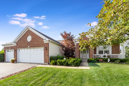 1710 Hunter Drive, Shorewood