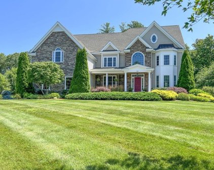 15 Connelly Hill Rd, Hopkinton