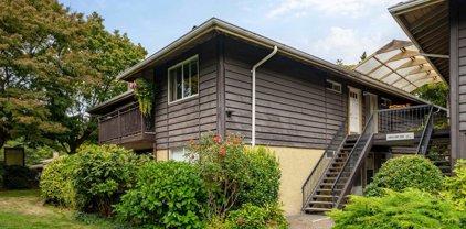 555 W 28th Street Unit 1104, North Vancouver
