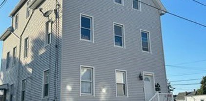 27 Bourne Street, New Bedford