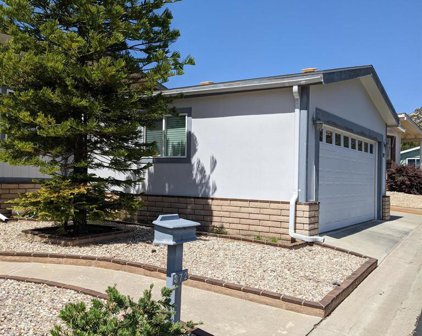 8975 Lawrence Welk Unit 372, Escondido