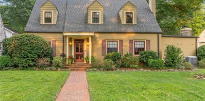 912 N Rotary Drive, High Point