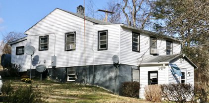 6 Rocky Ledge Ln, Sperryville