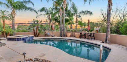 6872 E Desert Wind, Tucson