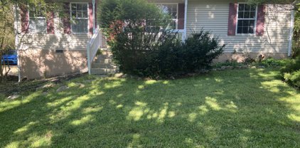 412B Kemp Rd, Gallatin