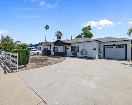 556 N East End Avenue, Pomona