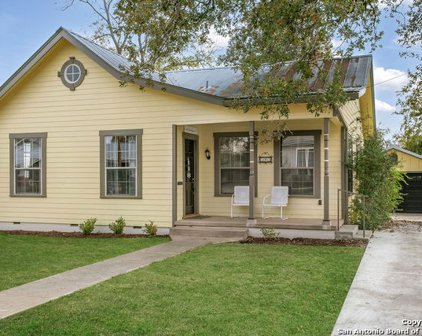 505 N Adams St, Fredericksburg