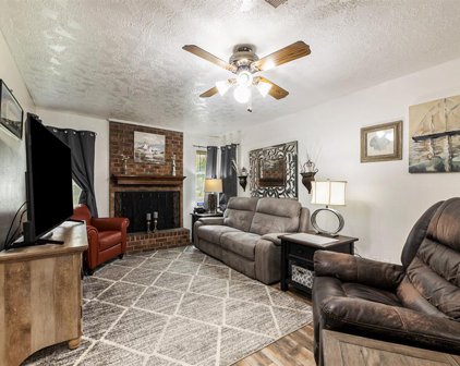 4705 40th Street, Dickinson