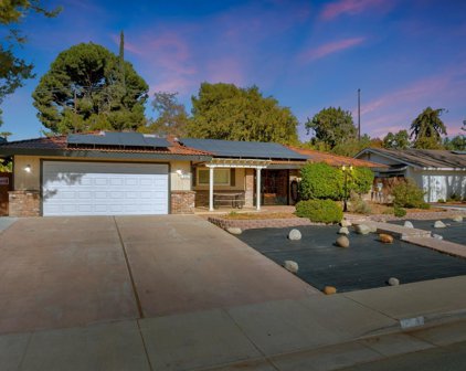 3104 Marnie, Bakersfield