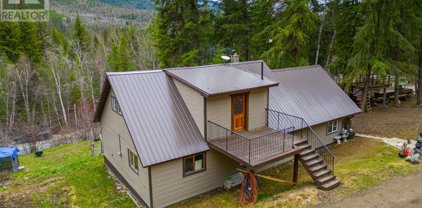 2215 BARRIERE LAKES RD, Barriere