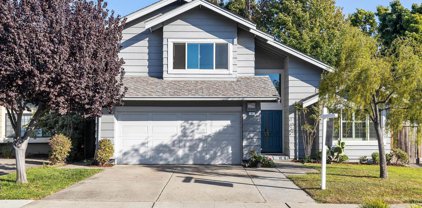 4 Basinside Way, Alameda