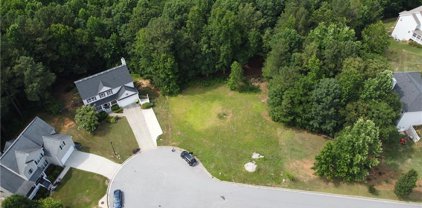 56 Creekside Point, Hiram
