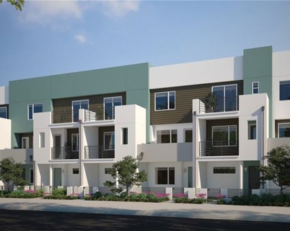 30 Sunset Street, Long Beach