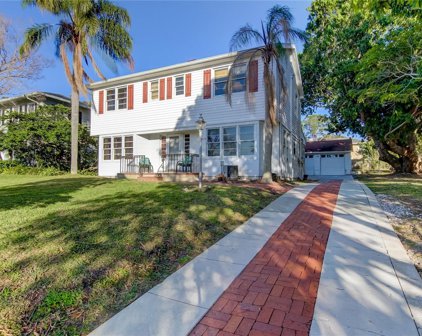 301 Hillcrest Drive, Clearwater
