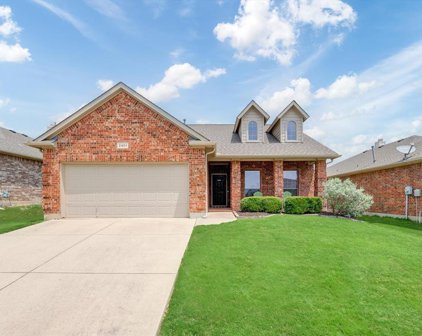 2401 Spruce Springs  Way, Fort Worth