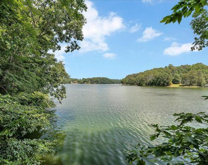 Lakecrest  Dr, Hardy