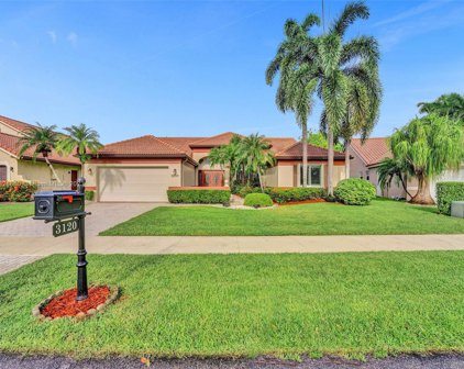 3120 Peachtree Cir, Davie