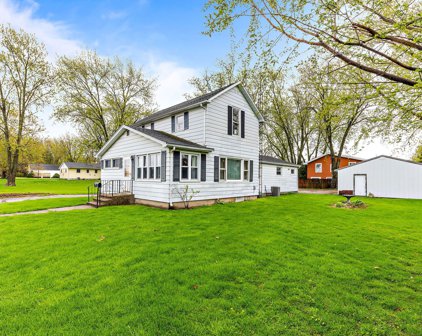 5 Pine Street, Three Oaks