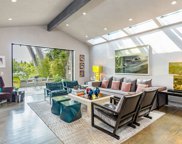 1424  Oriole Dr, Los Angeles image