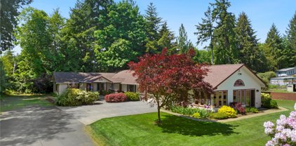 4523 Cooper Point Road NW, Olympia