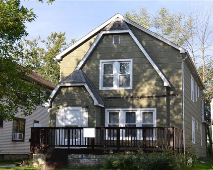 362 Windermere Boulevard, Amherst