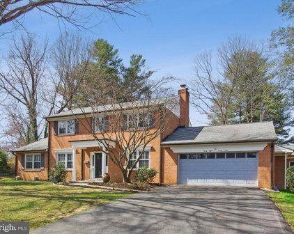 3824 Prince William Dr, Fairfax