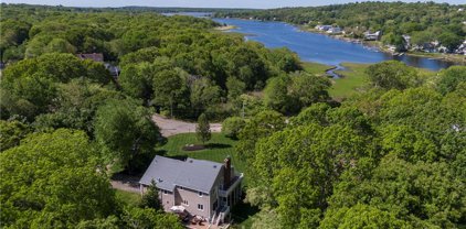 121 West Bay  Drive, Narragansett