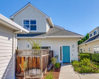 737 Cottage Court, Mountain View