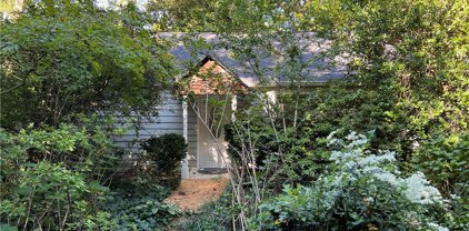168 Canton Street, Alpharetta