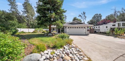 1003 Gray Pine Way, Shasta Lake