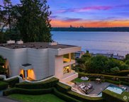 7329 NE 18th Street, Medina image