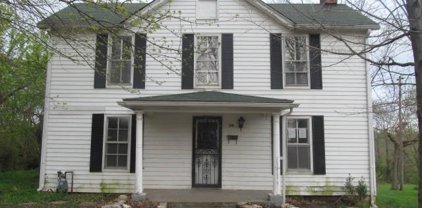 310 Maple Ct, La Grange