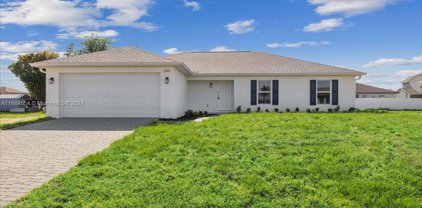 1208 Nw Juanita Pl, Cape Coral