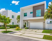 10560 Nw 67th Ter, Doral image