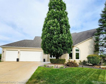 38992 HARVEST MEADOWS COURT, Sterling Heights