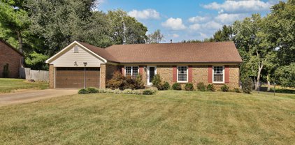 360 Top Hill Dr, Shelbyville
