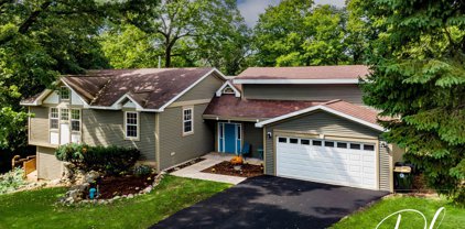 38584 N Lincoln Avenue, Spring Grove