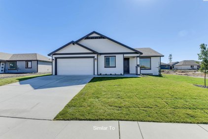 62 E 22nd Pl, Kennewick