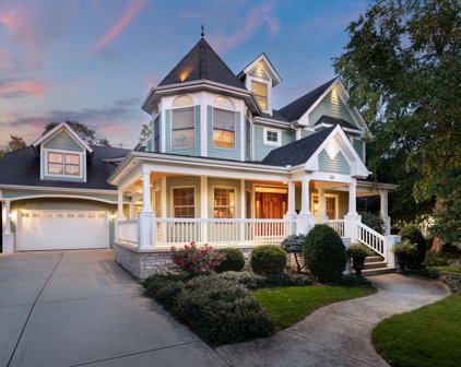 60 Forest Avenue, Naperville