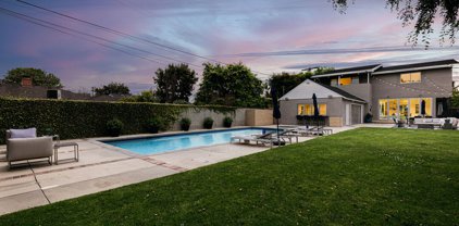 6349 W 78th St, Los Angeles