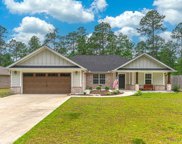 4658 Meadow Lake Drive, Crestview image