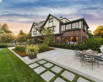 1232 Bay Street, Alameda