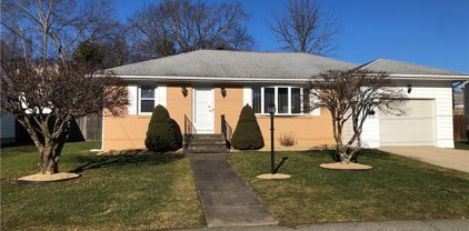 91 Meadow Road, North Providence